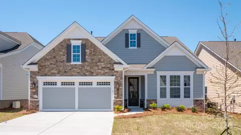 10249 Superb Ln, Charlotte, NC 28215