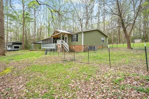 177 Stockwood Ln, Stanley, NC 28164
