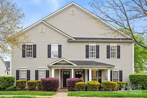 1127 Triece Ln, Charlotte, NC 28215