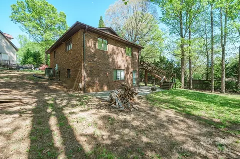 7054 Executive Cir, Denver, NC 28037 photo 5