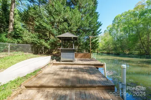 7054 Executive Cir, Denver, NC 28037 photo 8