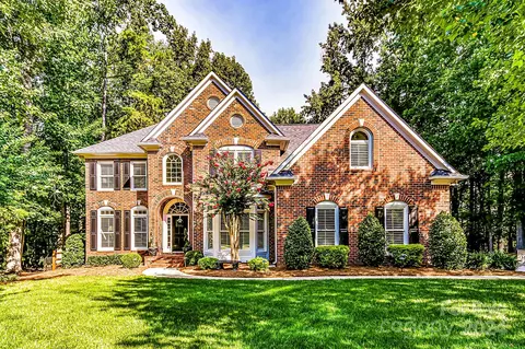 11123 Brush Hollow Rd, Matthews, NC 28105