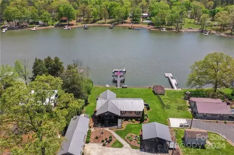 1445 Panther Point Rd, Richfield, NC 28137