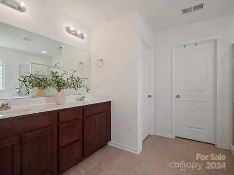 Bath - 4810 Summerside Dr, Clover, SC 29710 photo 2 of 4