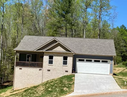 1215 Winter Sw Pl SW, Lenoir, NC 28645