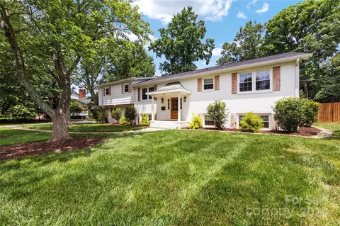 3807 Table Rock Rd, Charlotte, NC 28226