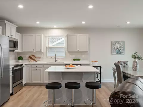 Kitchen - 309 Damask Dr, Lancaster, SC 29720 photo 3 of 6