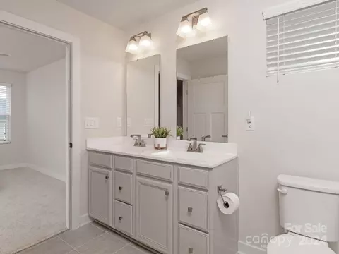 Bath - 309 Damask Dr, Lancaster, SC 29720 photo 3 of 4