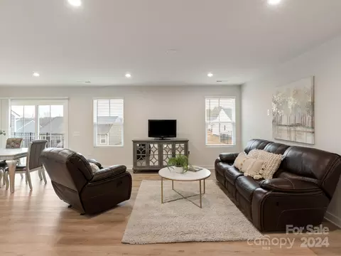 Living - 309 Damask Dr, Lancaster, SC 29720 photo 1 of 4