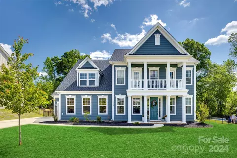 1554 Thatcher Xing, Clover, SC 29710