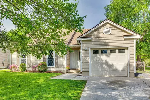 1591 Crestdale Rd, Rock Hill, SC 29732