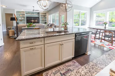 Kitchen - 187 Broadleaf Dr, Denver, NC 28037 photo 5 of 7