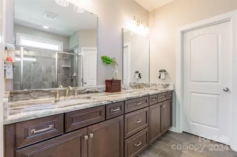 Bath - 187 Broadleaf Dr, Denver, NC 28037 photo 1 of 3
