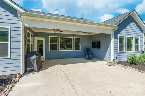 Exterior - 187 Broadleaf Dr, Denver, NC 28037 photo 5 of 9