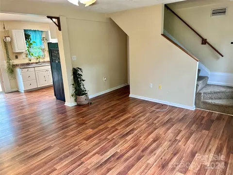 Living - 214 Baxter St, Morganton, NC 28655 photo 3 of 5