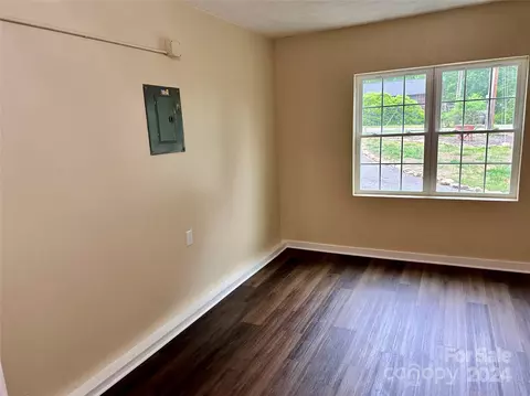 Bedroom - 214 Baxter St, Morganton, NC 28655 photo 8 of 9