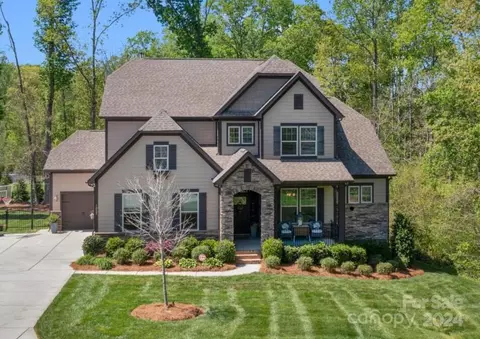 1027 Onyx Ln, Indian Trail, NC 28079