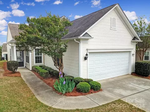 16308 Raven Crest Dr, Fort Mill, SC 29707
