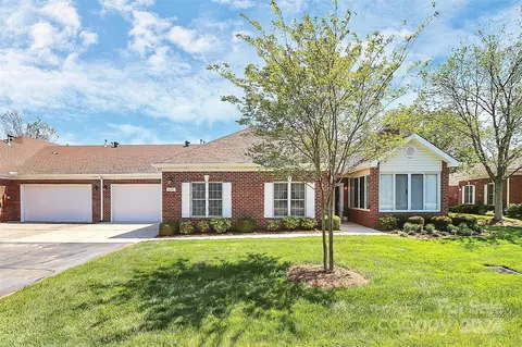 8235 Windsor Ridge Dr, Charlotte, NC 28277