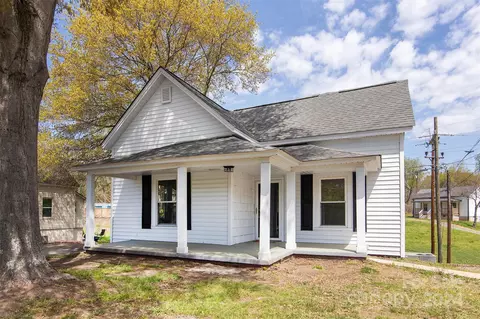 406 Woodlawn Ave, Mount Holly, NC 28120