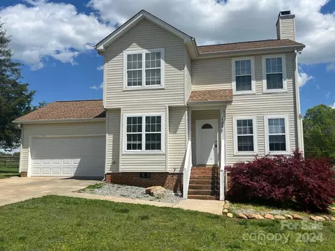 123 Creekwood Dr, Mooresville, NC 28117