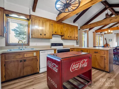 Kitchen - 23 Over Hill Dr, Tryon, NC 28782 photo 3 of 3