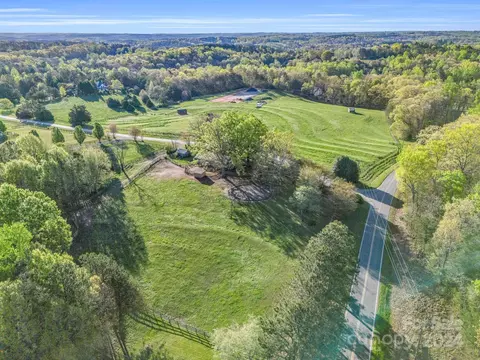 View/Area - 23 Over Hill Dr, Tryon, NC 28782 photo 1 of 11