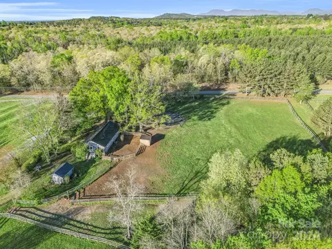 View/Area - 23 Over Hill Dr, Tryon, NC 28782 photo 3 of 11