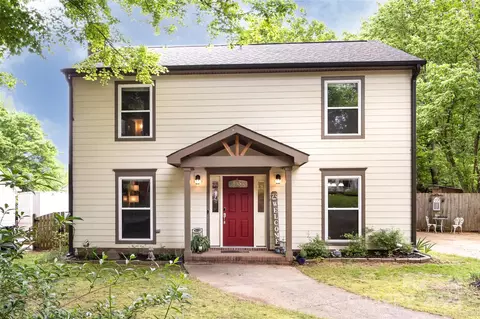 7826 Surreywood Pl, Charlotte, NC 28270