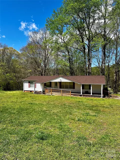 2695 Hopewell Church Rd, Sherrills Ford, NC 28673