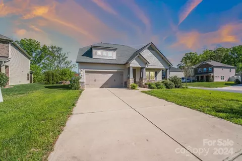 1909 Cantrell Ct, Stallings, NC 28104