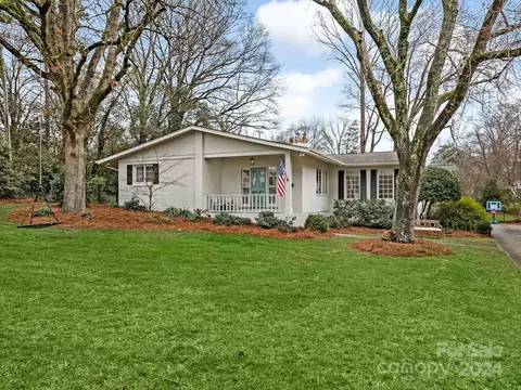 2419 Danbury St, Charlotte, NC 28211