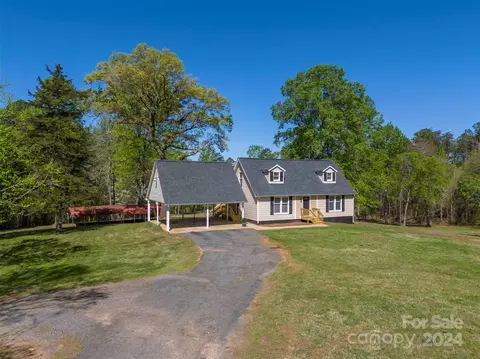 247 King St, Spindale, NC 28160