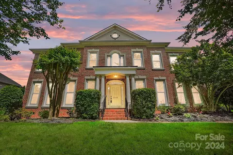 22065 Preswick Dr, Fort Mill, SC 29707