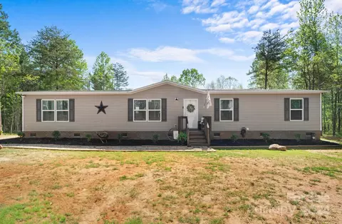 3530 Broadhurst Ln, Clover, SC 29710
