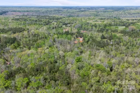 View/Area - 3530 Broadhurst Ln, Clover, SC 29710 photo 8 of 8