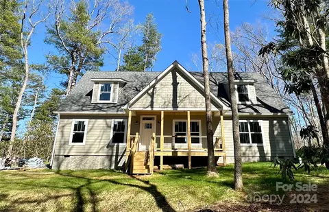 188 Cascade Ridge Rd, Fairview, NC 28730