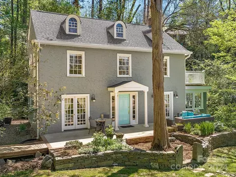 16 Cherokee Rd, Asheville, NC 28801