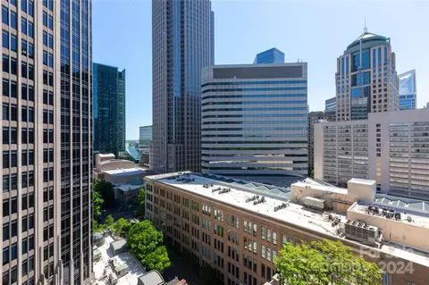 210 Church 1503 St #1503, Charlotte, NC 28202