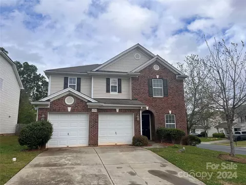6702 Ferrell Commons Rd, Charlotte, NC 28269