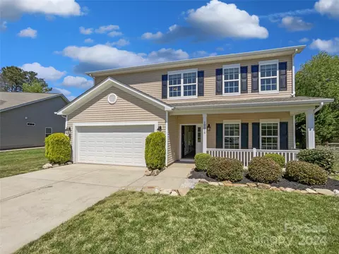10214 Highland Creek Cir, Fort Mill, SC 29707