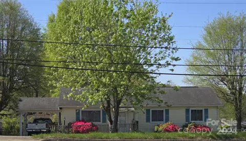 824 Laurel St, Lincolnton, NC 28092