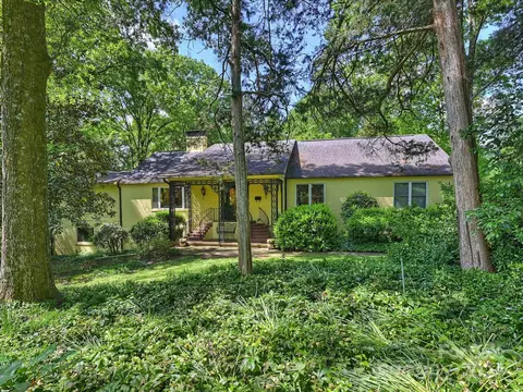 2531 Forest Dr, Charlotte, NC 28211