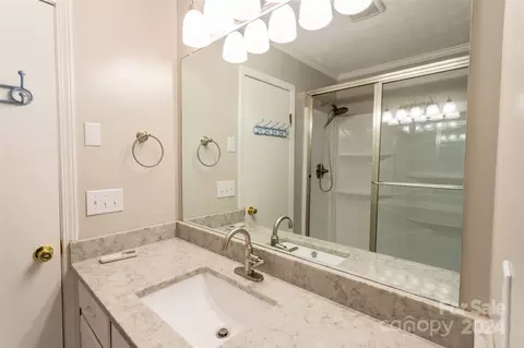143 Briar Ln, Clyde, NC 28721 photo 7