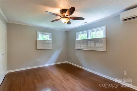 143 Briar Ln, Clyde, NC 28721 photo 6
