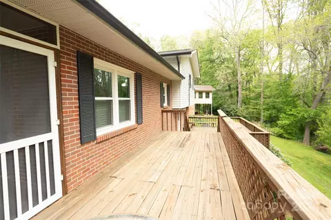 143 Briar Ln, Clyde, NC 28721 photo 20
