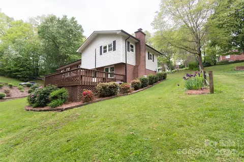 143 Briar Ln, Clyde, NC 28721 photo 22