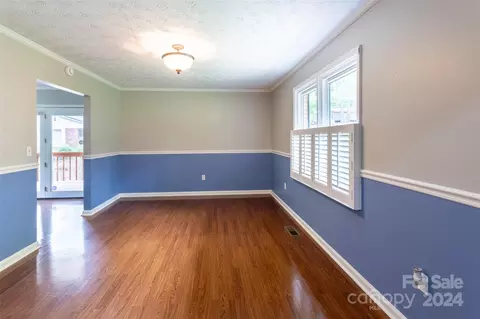 143 Briar Ln, Clyde, NC 28721 photo 3