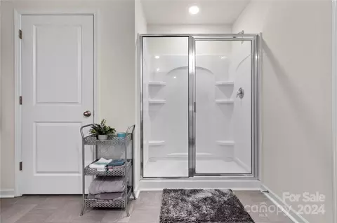 Bath - 3218 Oak Tree Trl, Matthews, NC 28105 photo 3 of 8