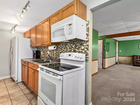 Kitchen - 293 Falling Spring Rd, Clyde, NC 28721 photo 4 of 4